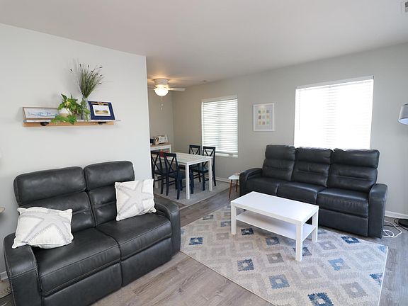 3rd image of 9607 Pacific Ave APT 5