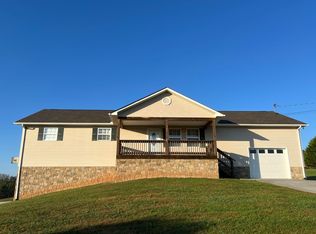 135 N North Ridge Dr, Parrottsville, TN 37843
