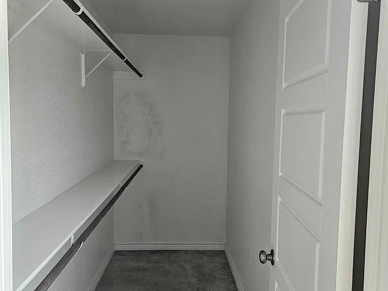 4404 Water St #A — Photo 17
