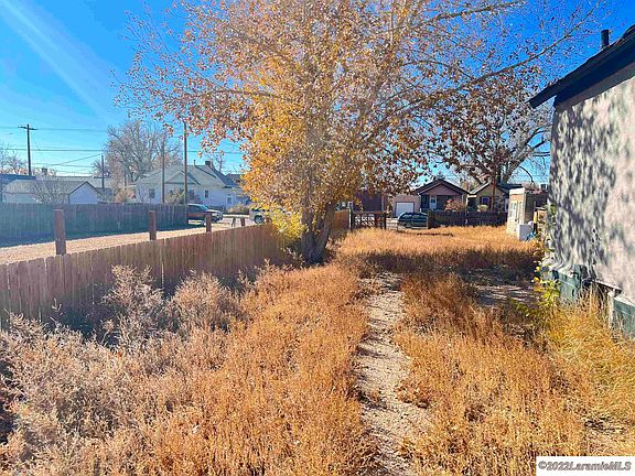 2nd image of 106 Hodgeman St