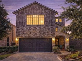 3813 S Brookridge Ct, Bedford, TX 76021