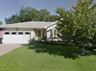 6738 Aspen St, La Vista, NE 68128