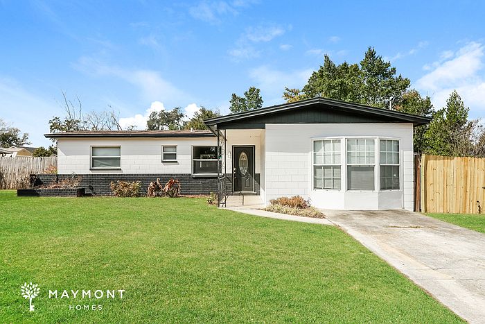 1st image of 1208 E Camellia Dr