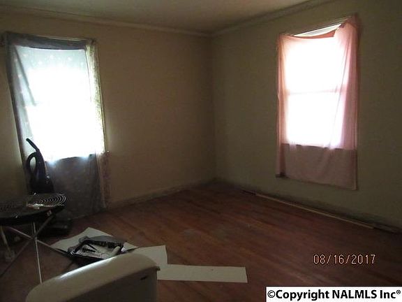 3rd image of 3008 Holmes Ave NW #1