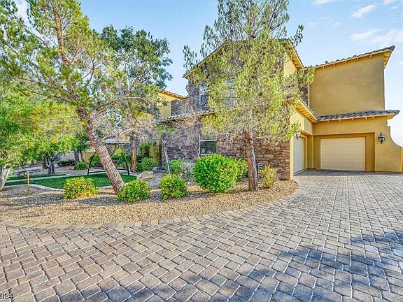 2nd image of 901 Calville Estates Ct