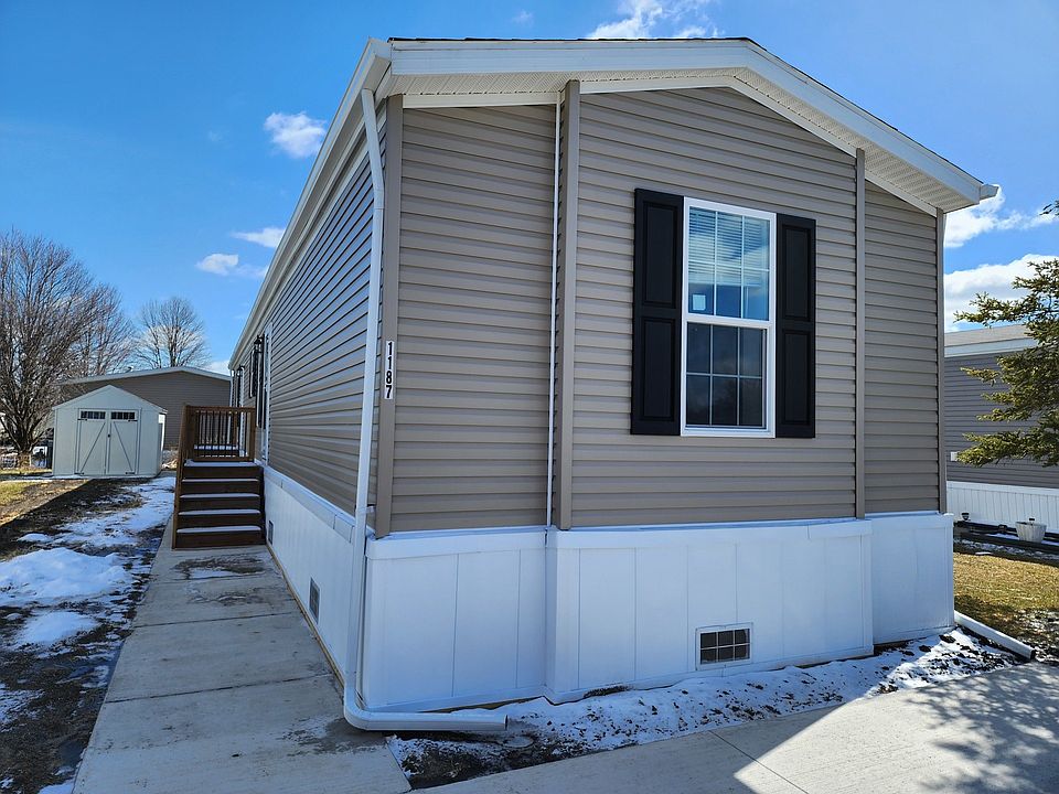 1st image of 1250 Strandwyck Dr #206