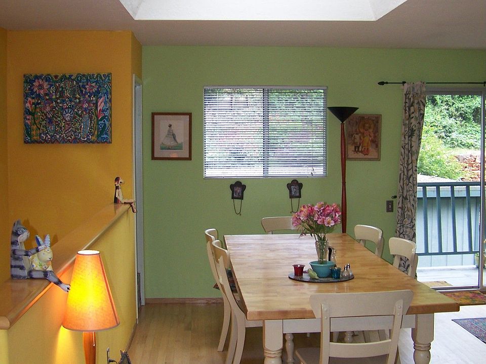 2nd image of 729 Encino Dr
