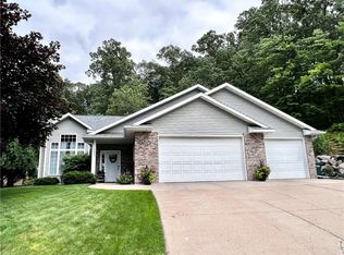 2825 Northstar Ct, Eau Claire, WI 54703