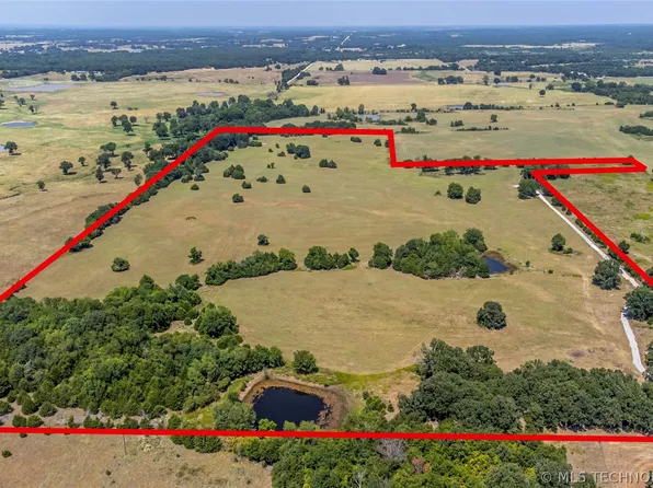 Wallace Rd, Sulphur, OK 73086