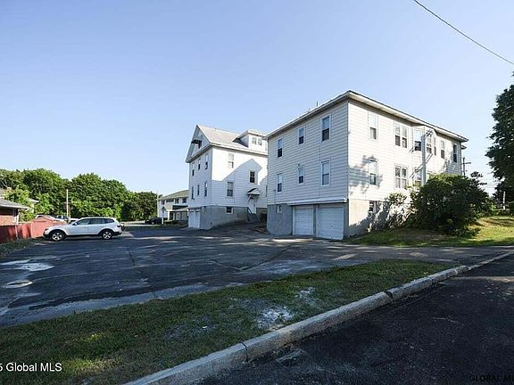 4th image of 754 Western Avenue