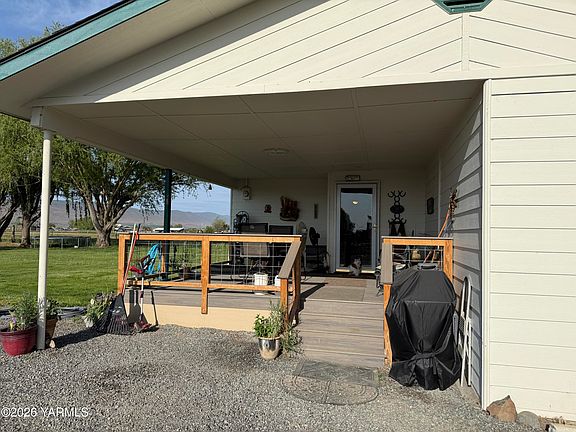 3rd image of 10555 Ashue Rd