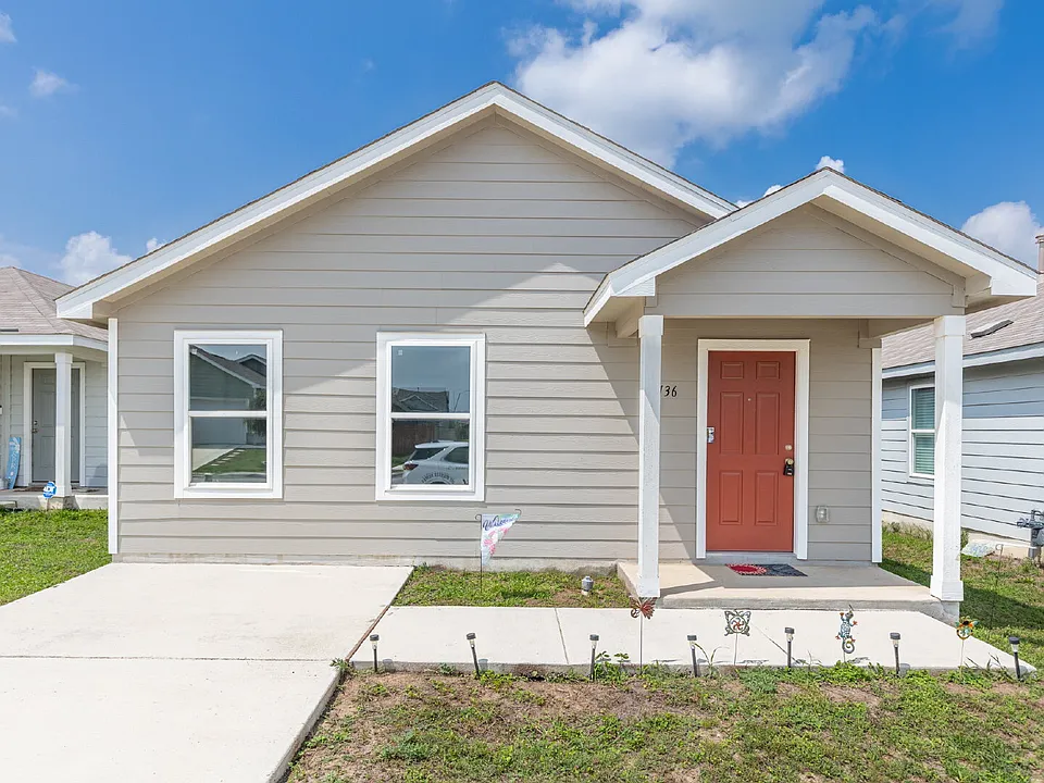 4136 Cove Fls