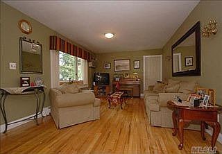 2nd image of 71 Willow St