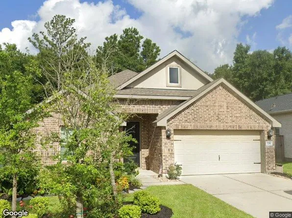 306 Sky Top Dr, Montgomery, TX 77316
