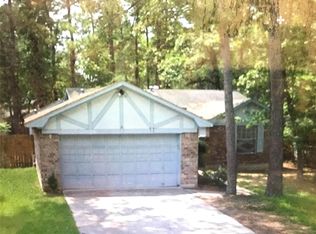71 S Woodstock Circle Dr, Spring, TX 77381
