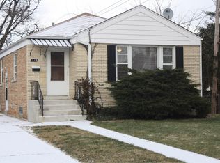 218 W Madison St, Villa Park, IL