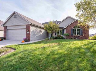 3814 Bay Point Cv, New Haven, IN 46774