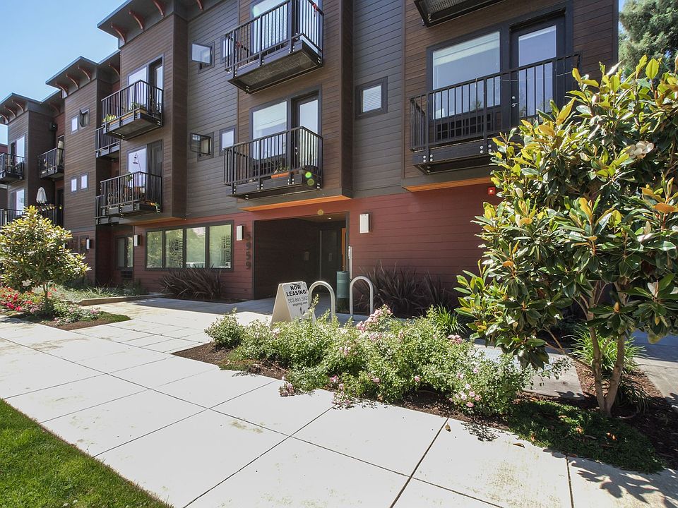 1st image of 5959 S Virginia Ave #112