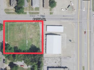 802 E 13th St, Okmulgee, OK 74447