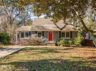 2468 Woodridge Dr, Decatur, GA 30033