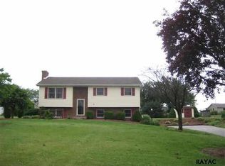 30 Elmwood Ave, Hanover, PA 17331