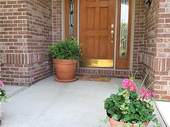 4th image of 1649 Blue Phlox Dr