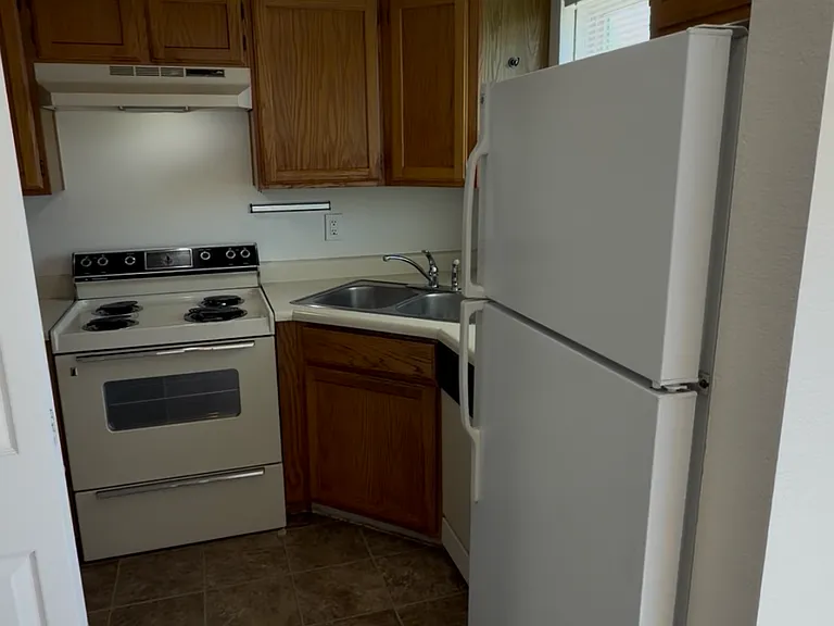 1515 E Sahuaro Dr #1 — Photo 7