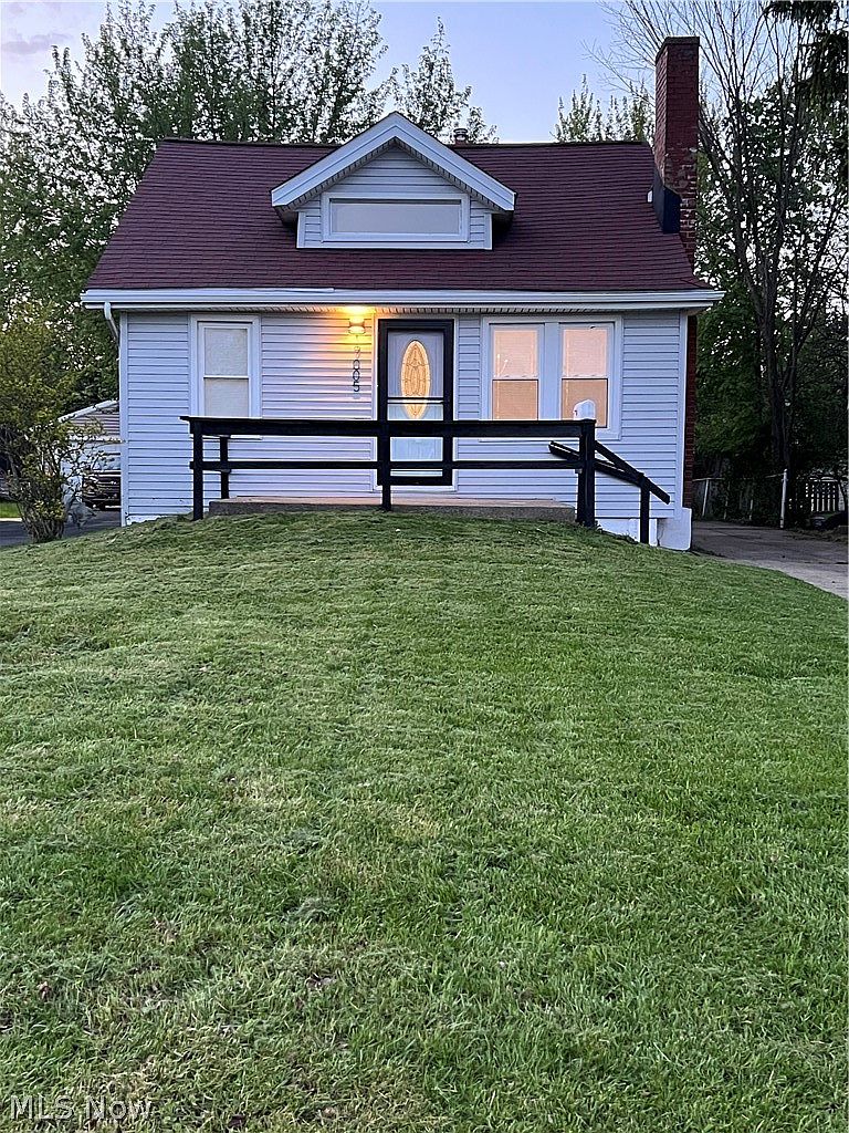 17005 Mapleboro Ave, Maple Heights, OH 44137 | Zillow