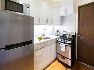 138 E 37th St, Brooklyn, NY 11203