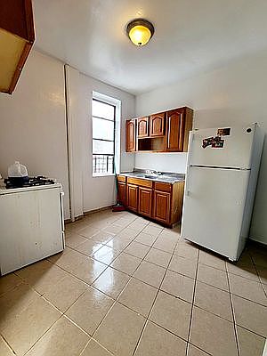 2nd image of 1211 Wheeler Ave APT 7