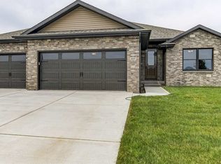 1617 Lasater Dr, Springfield, IL 62711