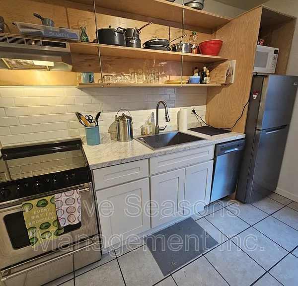 22-24 Hayward St #4 — Photo 5