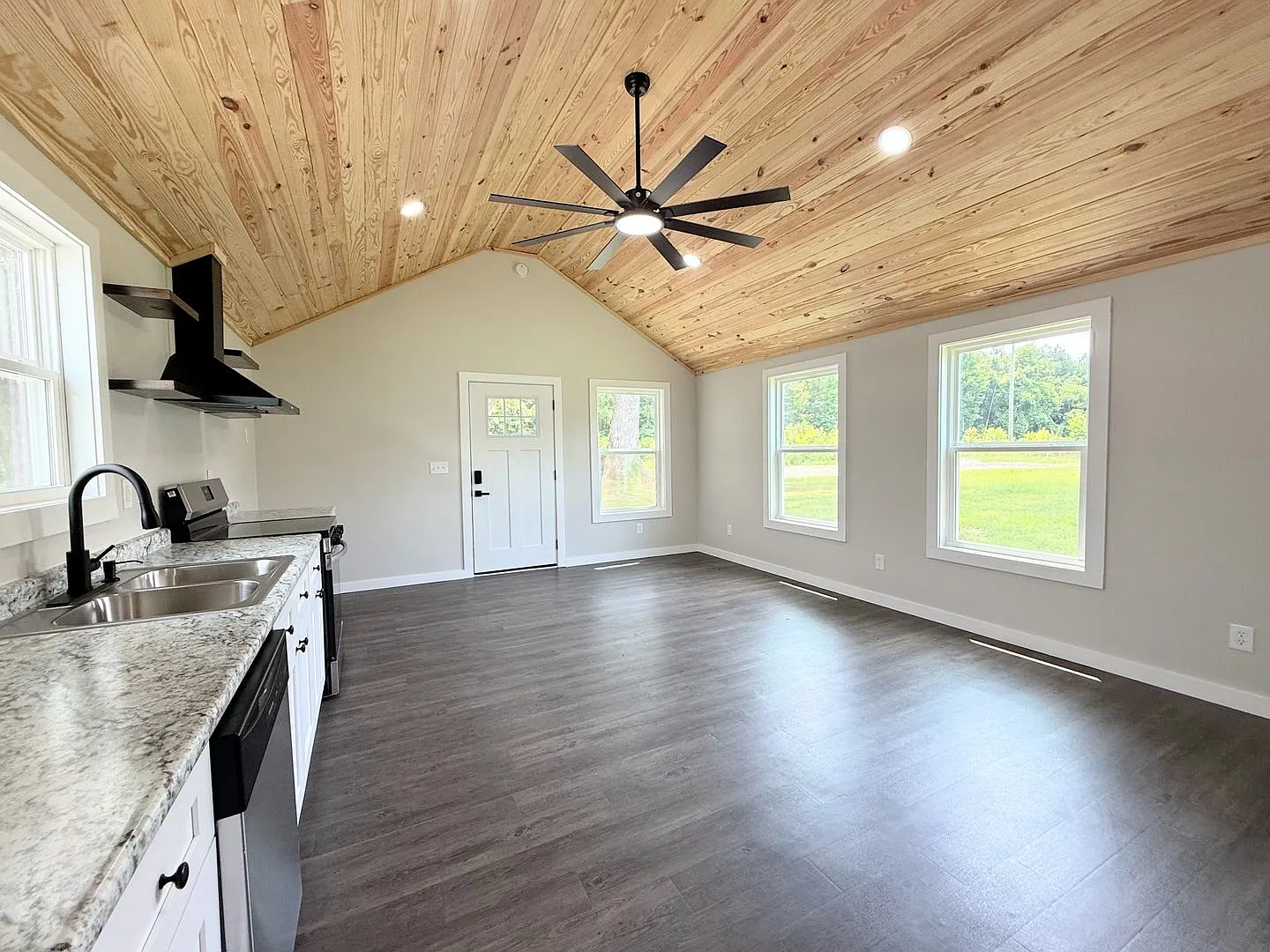 506 1st Ave W- Lot 6A — Photo 4