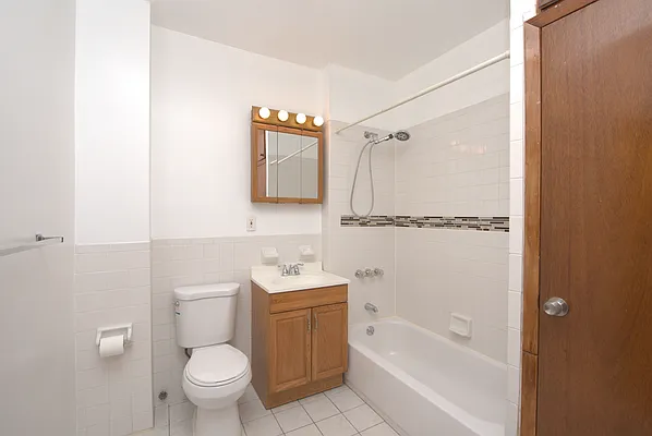 Rented by Halstead Real Estate | media 4