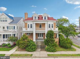 102 S Derby Ave, Ventnor, NJ 08406