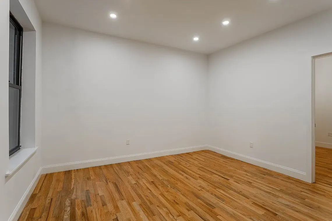 851 West End Avenue — Photo 3