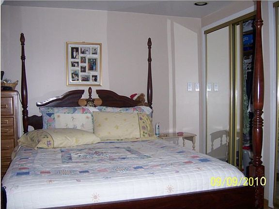 4th image of 104 S Bedford Ave