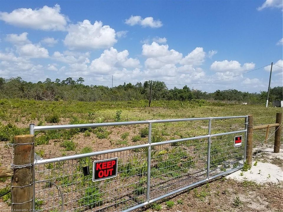 1st image of 128 Highlands Blvd