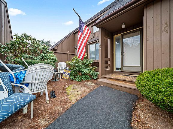 4th image of 30 Spring Cove Road