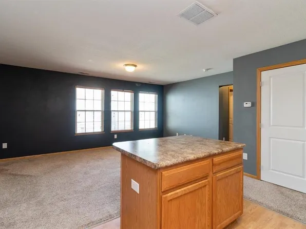 3041 SW Sharmin Ln, Ankeny, IA 50023