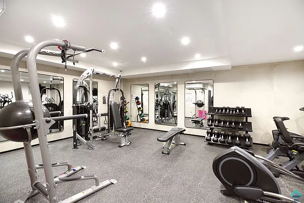 Rented by EXR | media 25