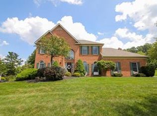 5281 Aberdene St, Center Valley, PA 18034