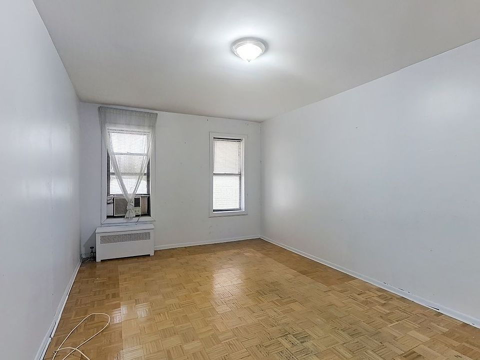 1st image of 3111 Brighton First Pl #2B