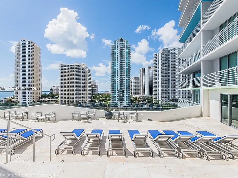 325 S Biscayne Blvd #2415 — Photo 16