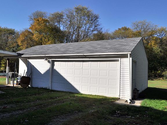 3rd image of 58047 Homer Ave