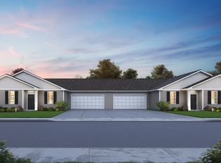 1126 Crestview Ln, Pingree Grove, IL 60140