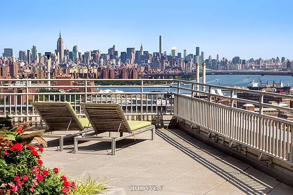 Rented by Town Residential | media 25