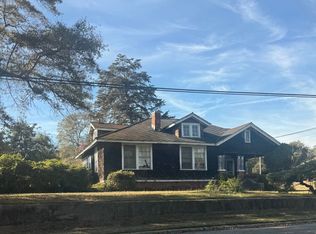 28 Johnson Ave, Manchester, GA 31816