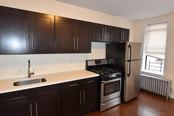 Rented by Zuz Realty | media 10