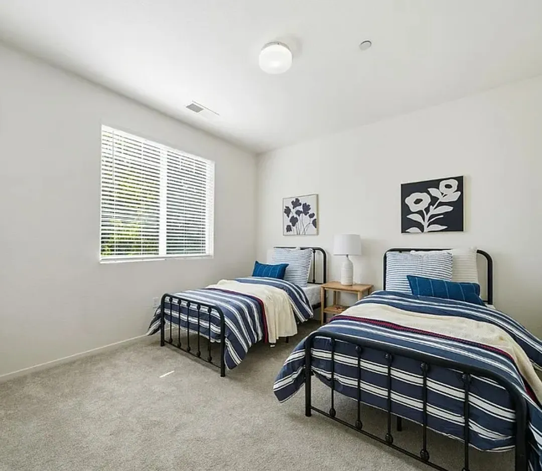 Lasso Ln, Santa Rosa — Photo 2